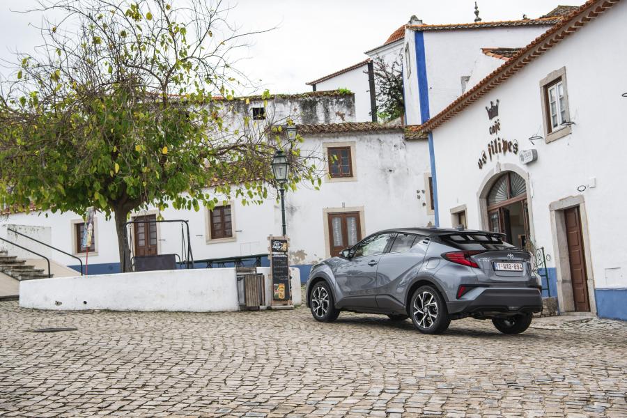  Toyota C-HR Hybrid 2019 года  (WW) (фото 134 из 174)